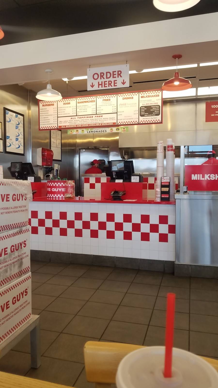 Five Guys | meal takeaway | 586 Haywood Rd, Greenville, SC 29607, USA | 8642970019 OR +1 864-297-0019