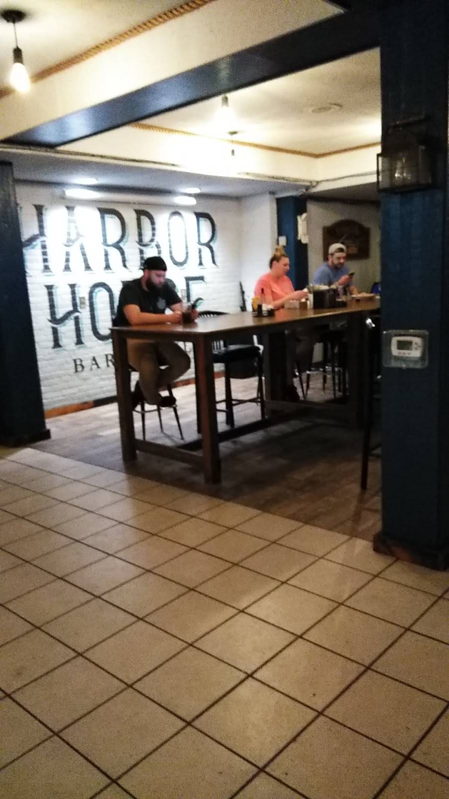Harbor House Bar & Grill | restaurant | 132 Main St, Huron, OH 44839, USA | 4196166088 OR +1 419-616-6088
