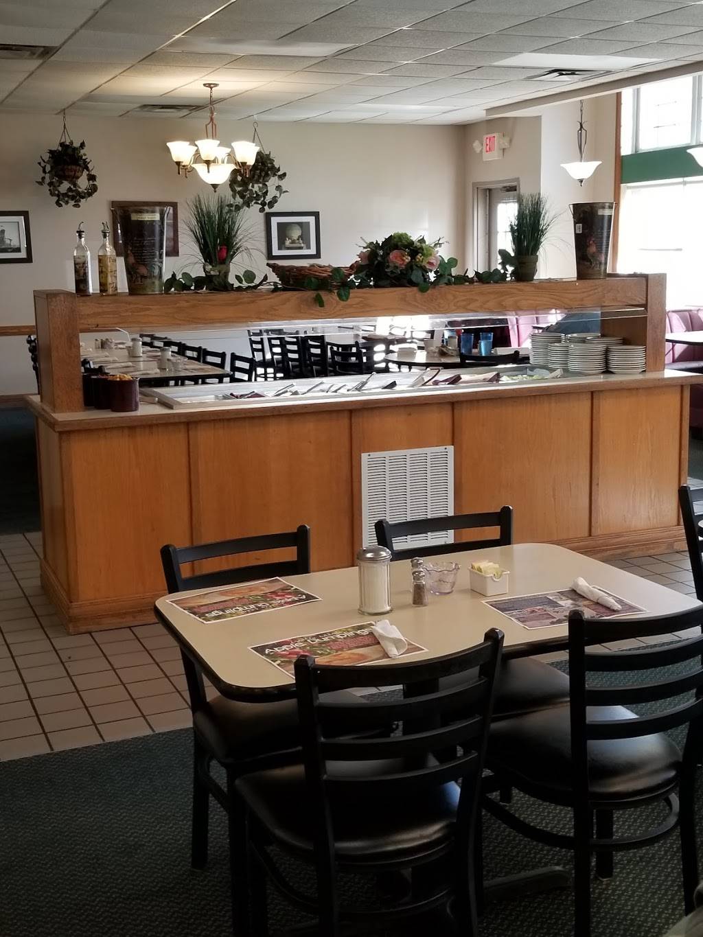 Richards | restaurant | 11155 Isabelle Dr, New Haven, IN 46774, USA | 2604933694 OR +1 260-493-3694