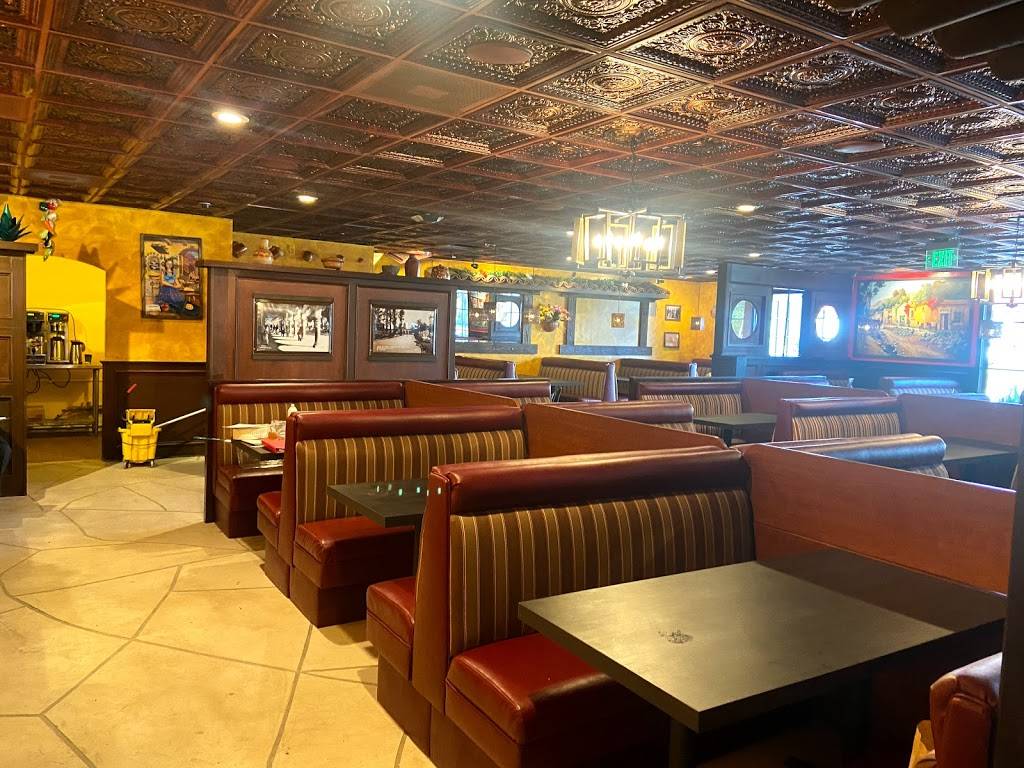 Amores Tequila Grill & Bar | restaurant | 30315 Canwood St, Agoura Hills, CA 91301, USA | 8183181365 OR +1 818-318-1365