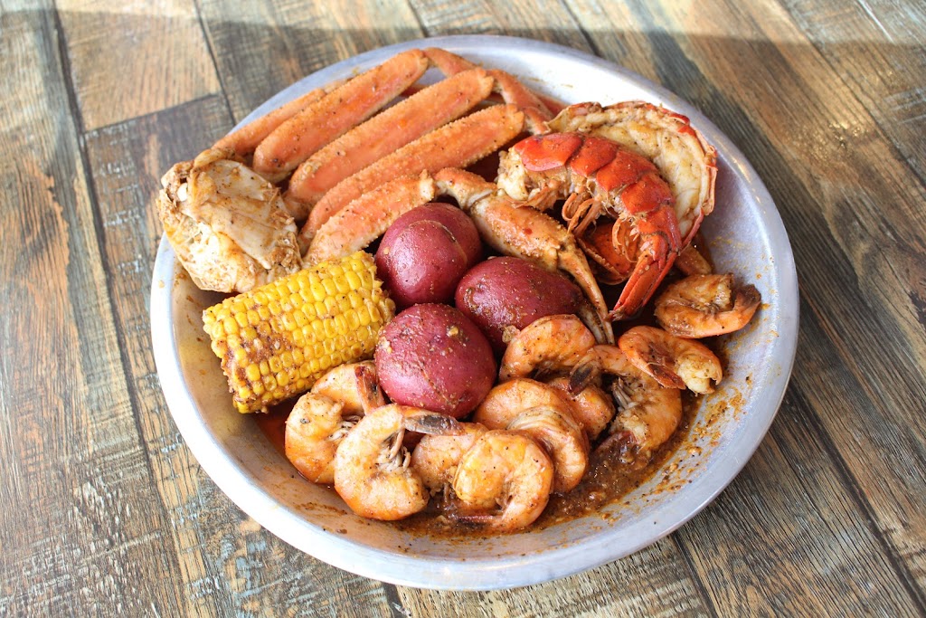 Red Crab Juicy Seafood | restaurant | 2101 Pyramids Village Blvd, Greensboro, NC 27405, USA | 3362855840 OR +1 336-285-5840