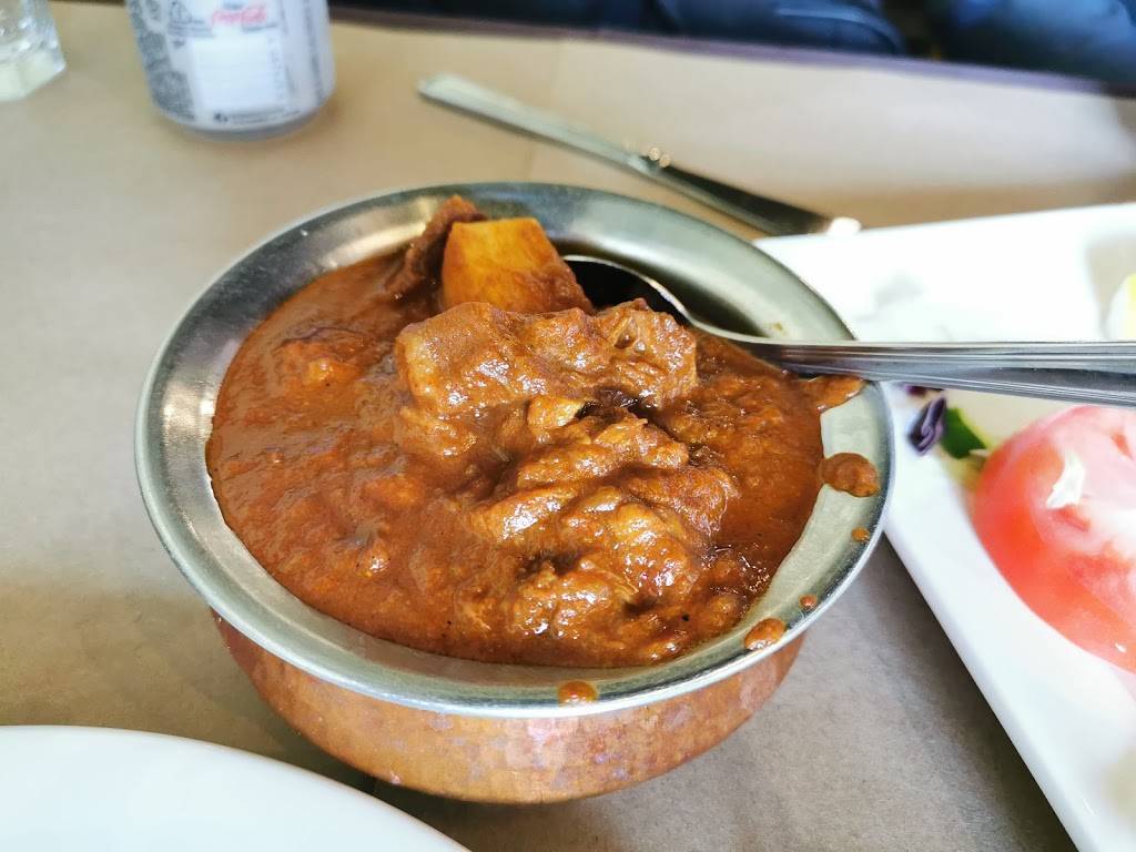 Bombay Bhel Restaurant | restaurant | 2525 Hampshire Gate, Oakville, ON L6H 6C8, Canada | 9058291040 OR +1 905-829-1040