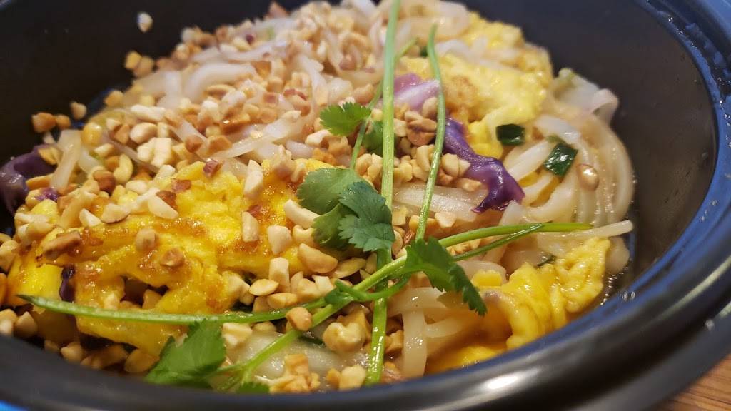 Noodles and Company | restaurant | 5070 28th St SE, Grand Rapids, MI 49512, USA | 6169545800 OR +1 616-954-5800