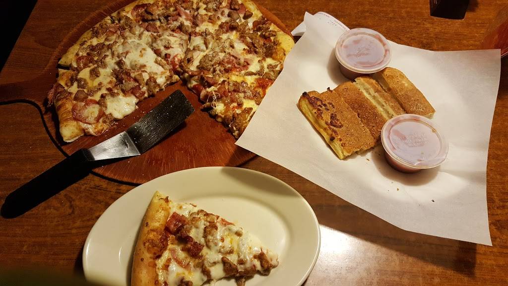 Pizza Hut | meal takeaway | 8632 Rogers Ave, Fort Smith, AR 72903, USA | 4794840700 OR +1 479-484-0700