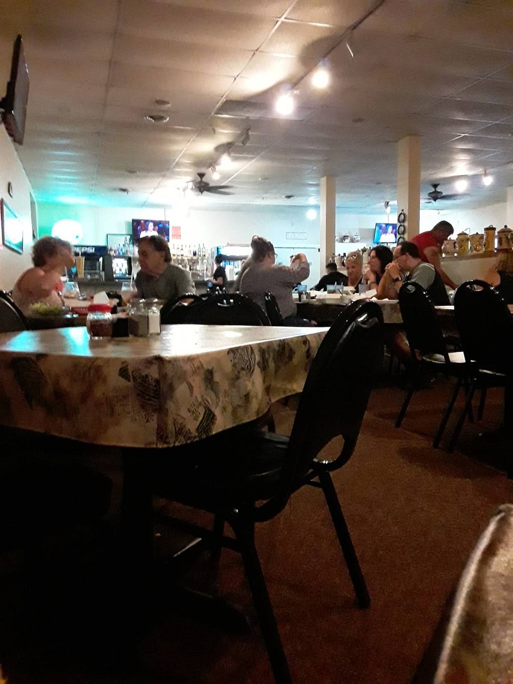 Anthony Jr's Restaurant & Pizzeria 1024 5th Ave, Coraopolis, PA 15108