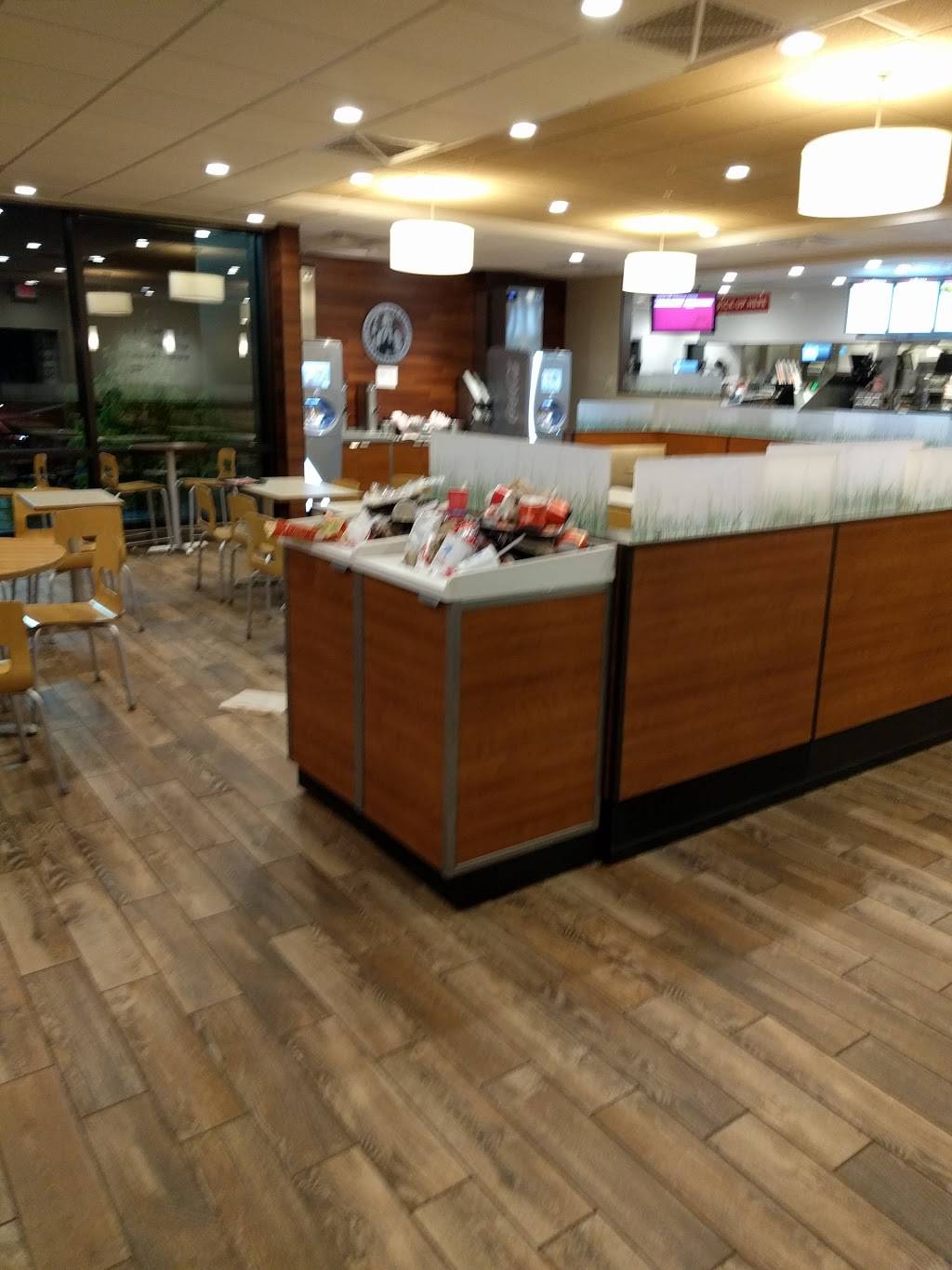 Wendys | restaurant | 4369 Electric Rd, Roanoke, VA 24018, USA | 5407740939 OR +1 540-774-0939