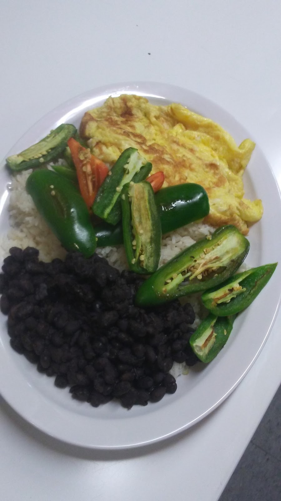 El Diamante | restaurant | 4604 3rd Ave, Brooklyn, NY 11220, USA | 7185763258 OR +1 718-576-3258