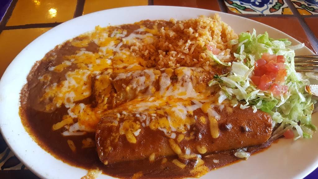 Rio Mirage Cafe y Cantina | restaurant | 12245 W Santa Fe Ln, El Mirage, AZ 85335, USA | 6235837708 OR +1 623-583-7708