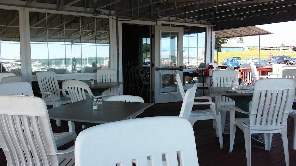 Landings Restaurant & Lounge | restaurant | 1 Commercial St, Rockland, ME 04841, USA | 2075943011 OR +1 207-594-3011