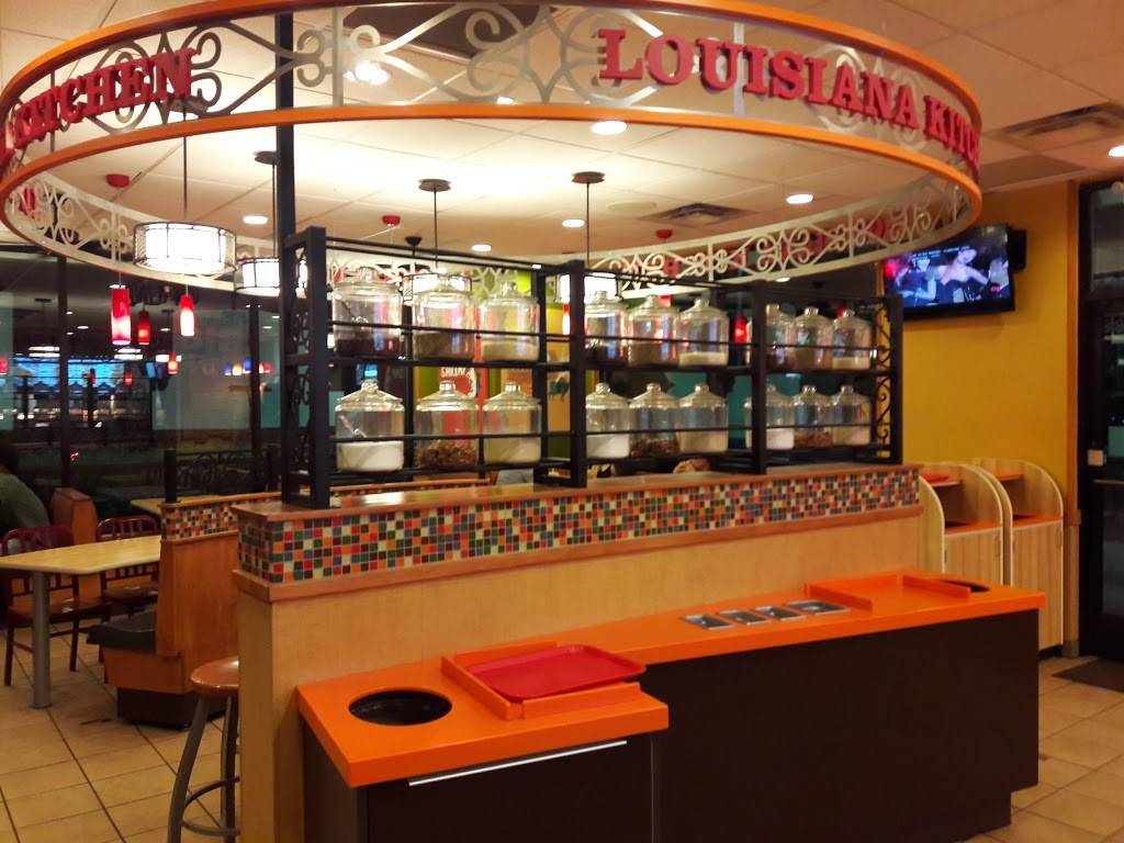 Popeyes Louisiana Kitchen | restaurant | 1670 N Zaragoza Rd, El Paso, TX 79936, USA | 9159211601 OR +1 915-921-1601