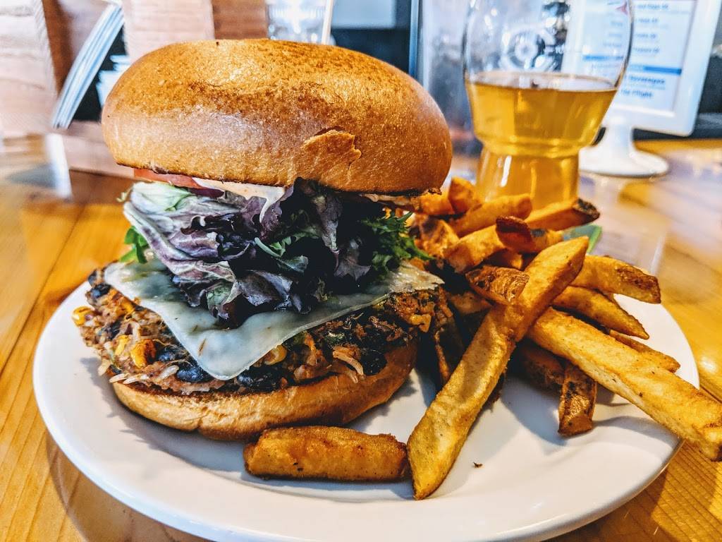 Colorado Plus 49 Cidery & Pub | restaurant | 1100 Arapahoe St, Golden, CO 80401, USA | 7207469469 OR +1 720-746-9469