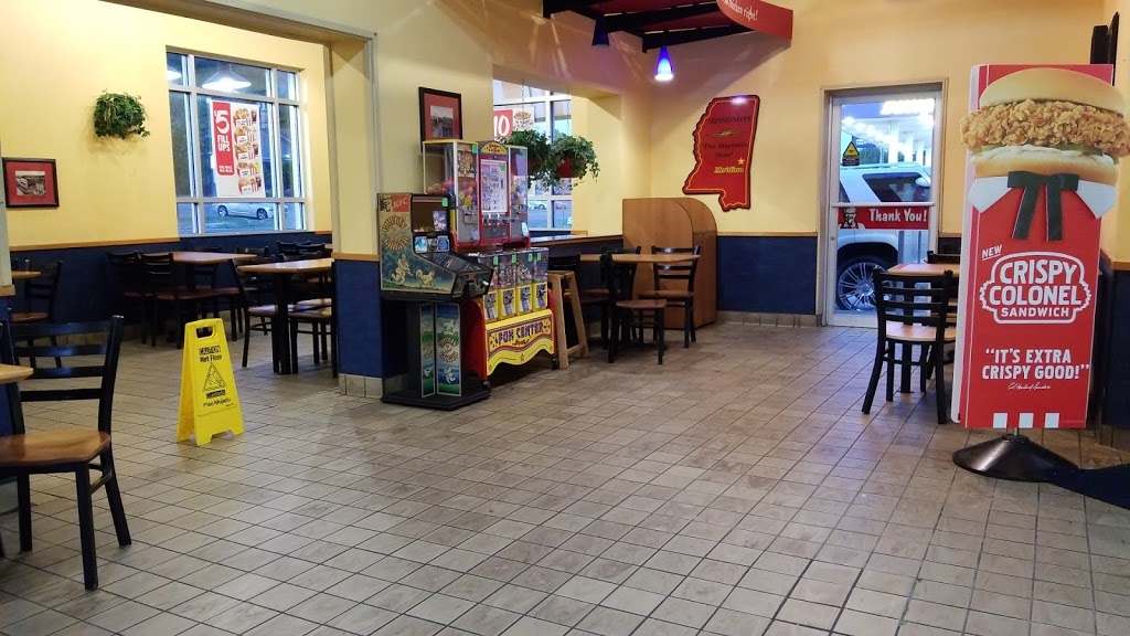 KFC | restaurant | 2437 N Hills St, Meridian, MS 39305, USA | 6014820072 OR +1 601-482-0072