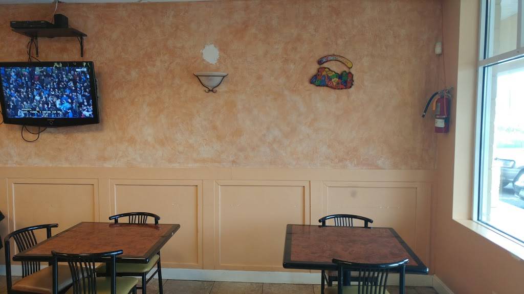 El Salvador Island Deli 58 Albany Ave, Amityville, NY 11701, USA