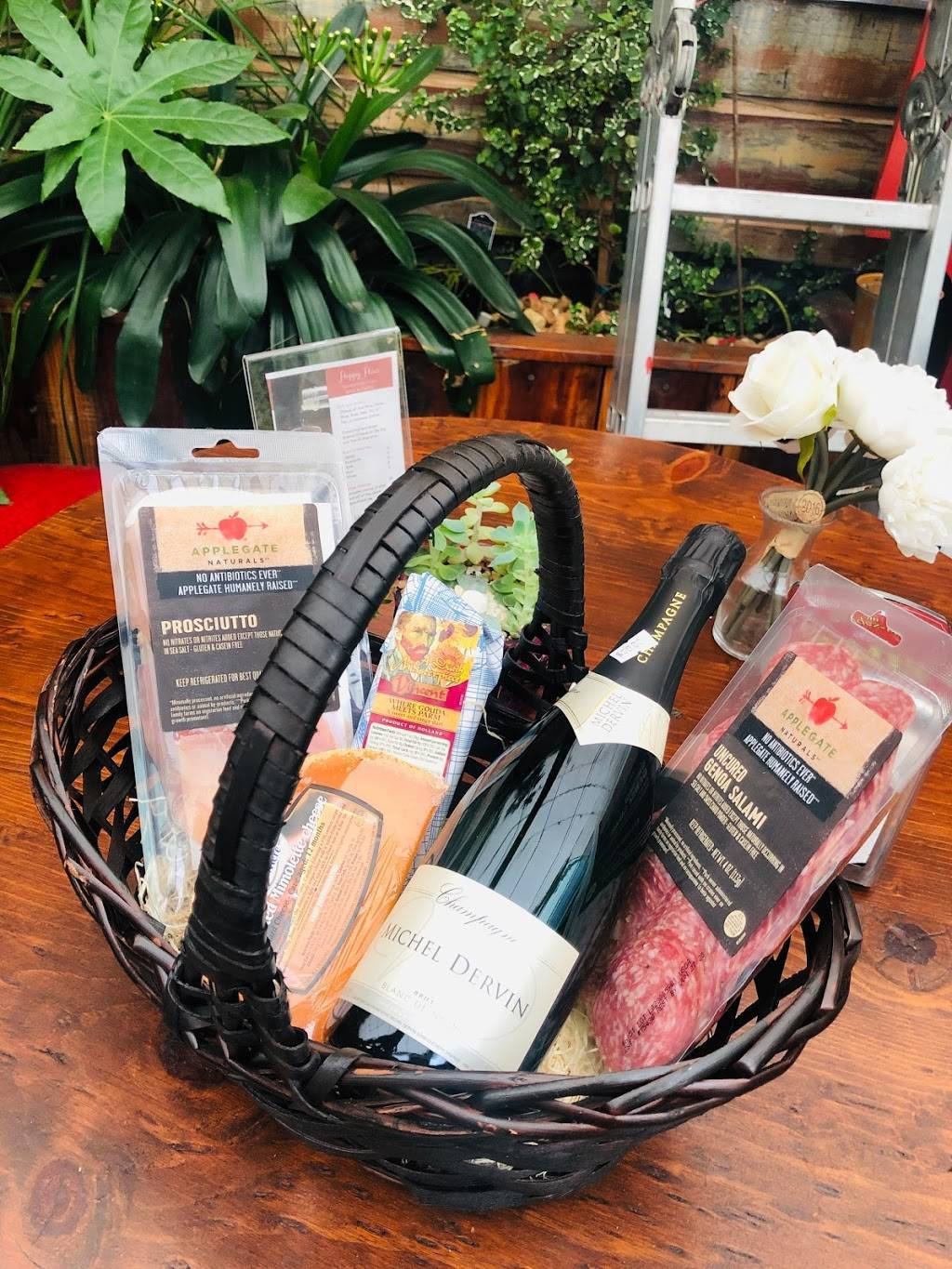 San Francisco Wine & Cheese | restaurant | 141 Gough St, San Francisco, CA 94102, USA | 4158749133 OR +1 415-874-9133