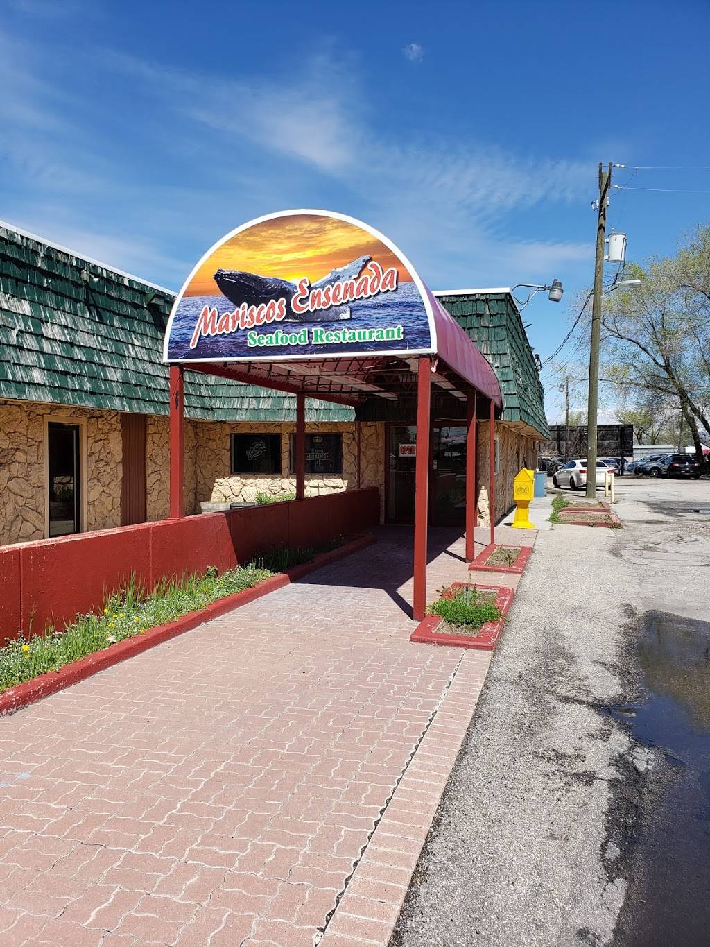 Mariscos Ensenada 2 - Restaurant | 7711 State St, Midvale, UT 84047, USA