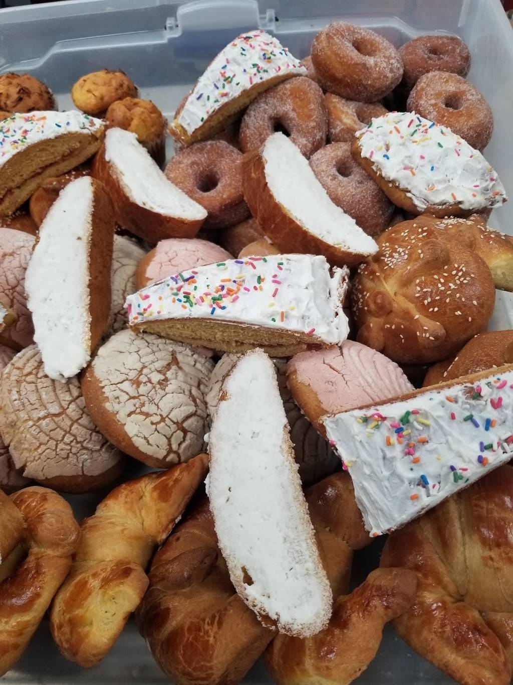 La villita mexican bakery | restaurant | 12273 Natural Bridge Rd, Bridgeton, MO 63044, USA | 3143979173 OR +1 314-397-9173