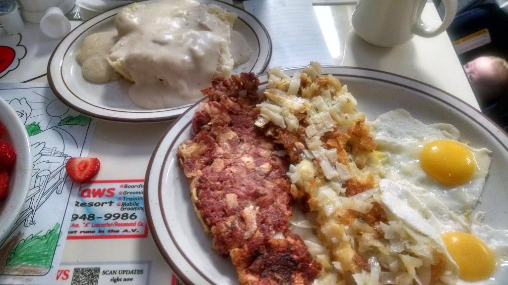 Crazy Ottos | restaurant | 2635 Diamond St, Rosamond, CA 93560, USA | 6612566383 OR +1 661-256-6383