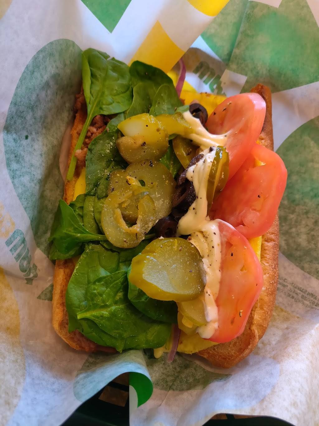 Subway | meal takeaway | 13727 SW Pacific Hwy Suite 150, Tigard, OR 97223, USA | 5036207139 OR +1 503-620-7139