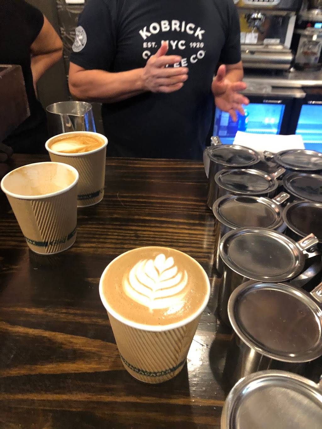 Snapdragon Coffee & Social | cafe | 190 Monticello Ave, Jersey City, NJ 07304, USA | 2018783413 OR +1 201-878-3413