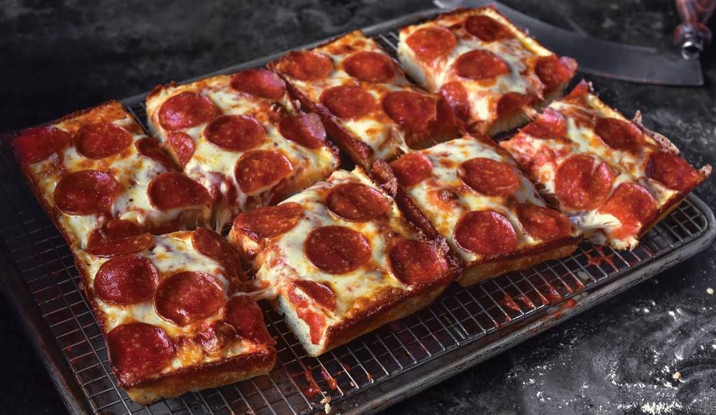 Jets Pizza | meal delivery | 1257 N Peachtree Pkwy, Peachtree City, GA 30269, USA | 7706328559 OR +1 770-632-8559