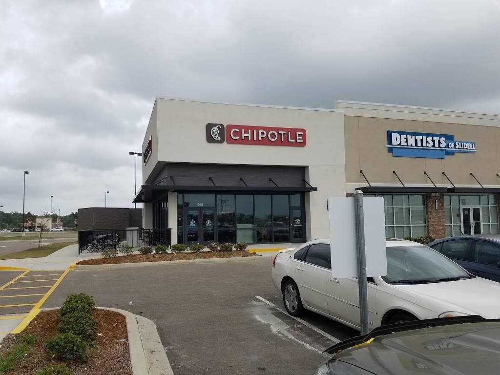 Chipotle Mexican Grill | restaurant | 400 Town Center Pkwy, Slidell, LA 70458, USA | 9856390233 OR +1 985-639-0233