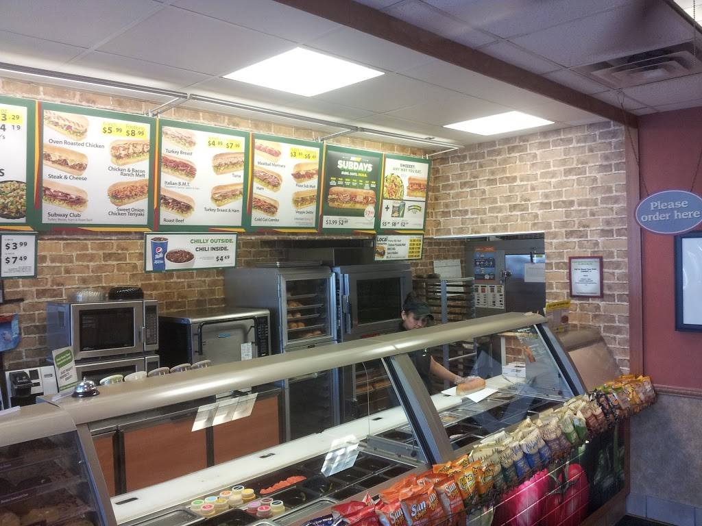 Subway - Restaurant | 900 Greenbank Rd #1013, Nepean, ON K2J 1S8, Canada