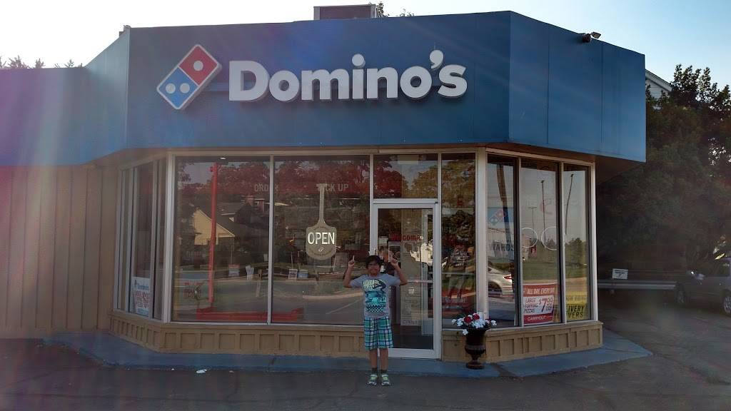Dominos Pizza | meal delivery | 953 Washtenaw Ave, Ypsilanti, MI 48197, USA | 7344825555 OR +1 734-482-5555