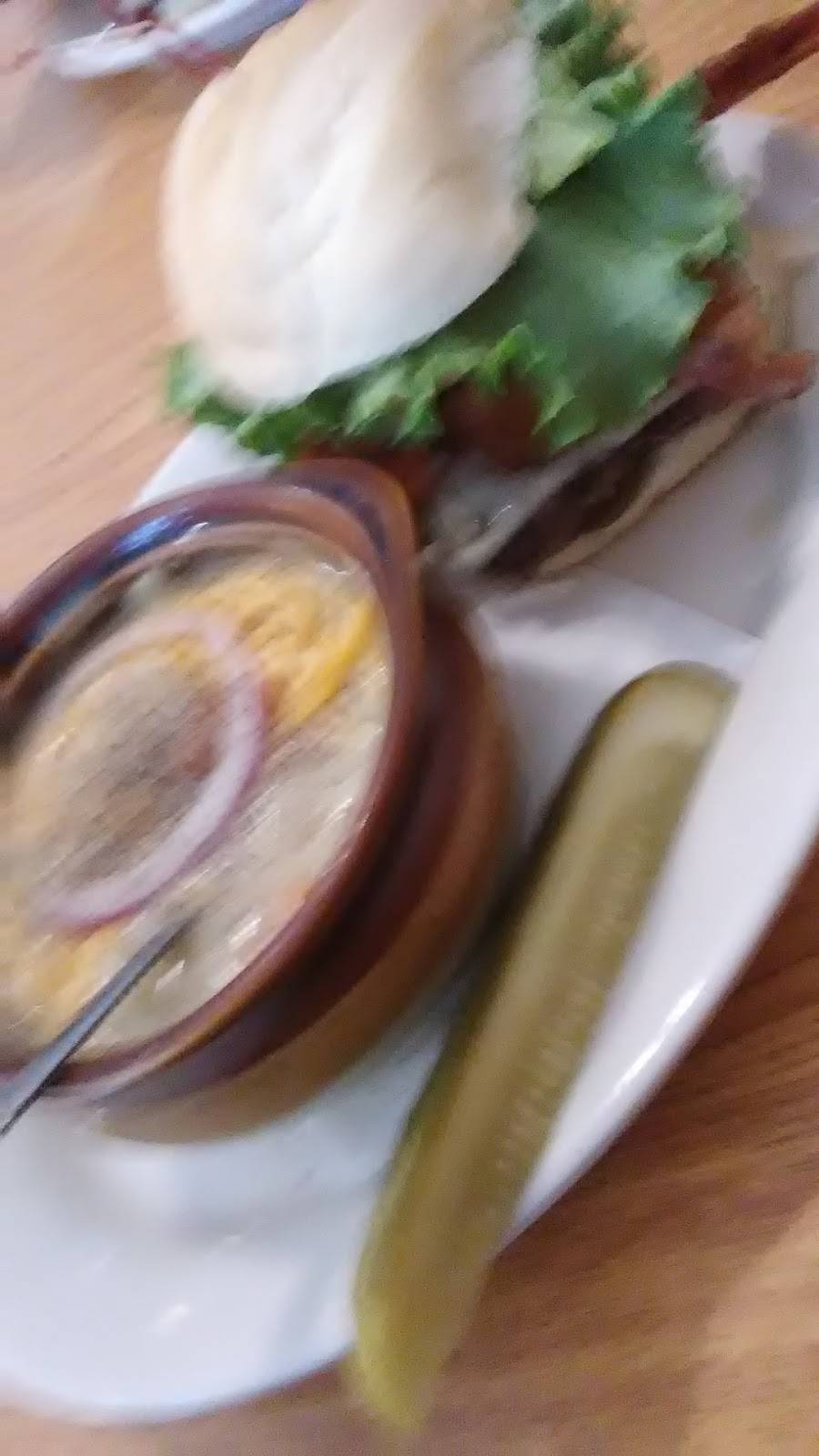Taylors Diner | restaurant | 125 Wooster St, Lodi, OH 44254, USA | 3303024258 OR +1 330-302-4258