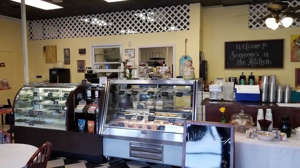 Someones in the Kitchen | restaurant | 109 Walton Ferry Rd, Hendersonville, TN 37075, USA | 6157573236 OR +1 615-757-3236
