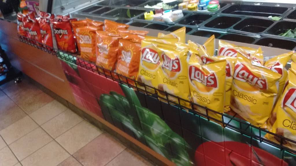 Subway Restaurants | restaurant | 507 SW Big Bend Trail, Glen Rose, TX 76043, USA | 2548973976 OR +1 254-897-3976