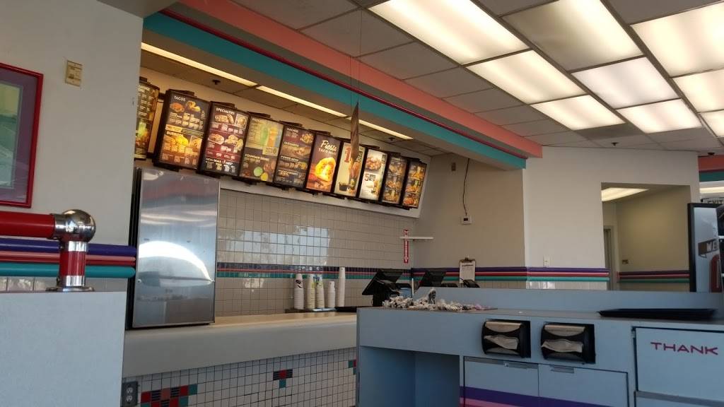 Taco Bell | meal takeaway | 10711 W Indian School Rd, Avondale, AZ 85392, USA | 6238771111 OR +1 623-877-1111
