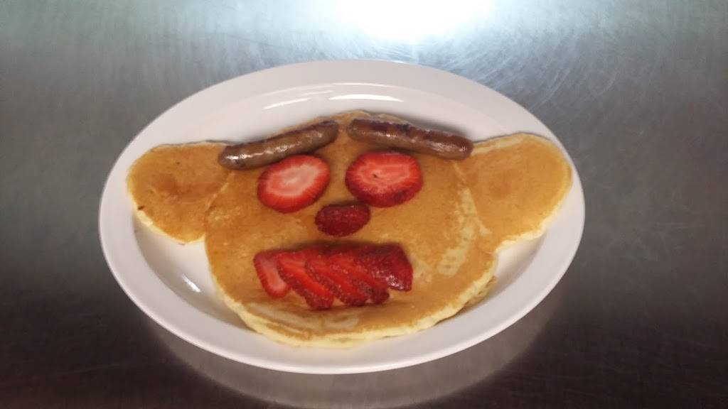Garden View Family Restaurant | restaurant | 312 E Hitt St, Mt Morris, IL 61054, USA | 8157340333 OR +1 815-734-0333