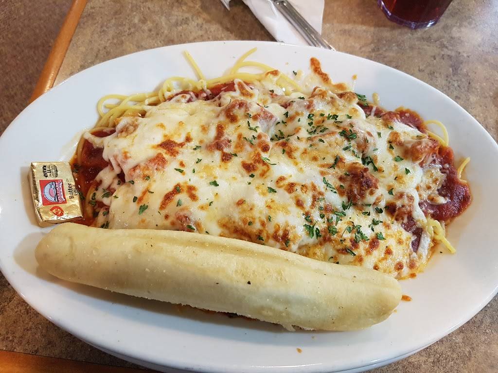 Squeakys Grill & Bar | restaurant | 1150 MN-7, Hutchinson, MN 55350, USA | 3205872352 OR +1 320-587-2352