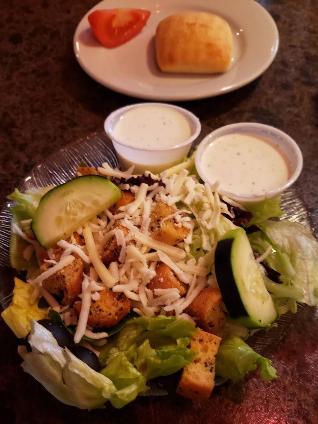 Chops Grille & Tap House | restaurant | 1752 S Broadway, Geneva, OH 44041, USA | 4404664638 OR +1 440-466-4638