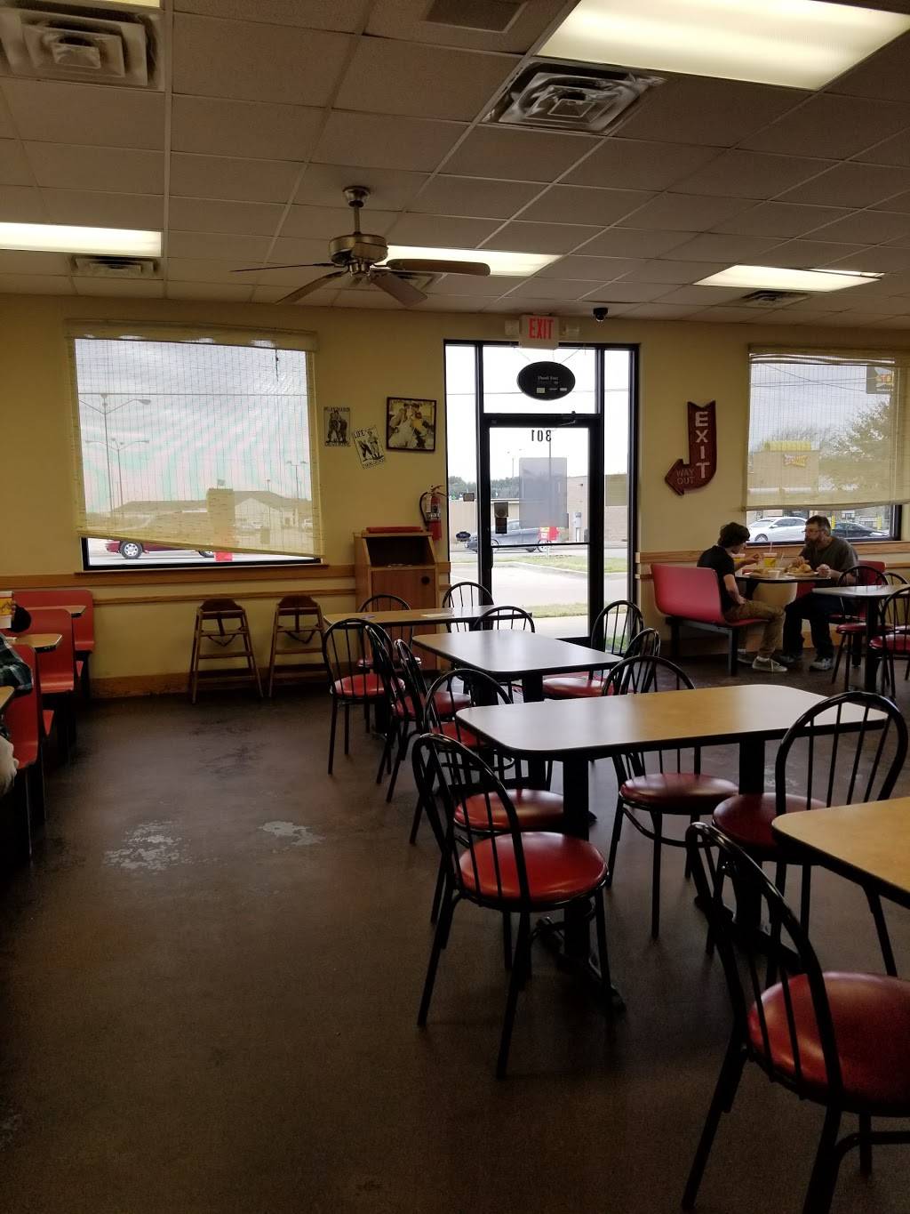 Chicken Express | restaurant | 301 Coke St, Hillsboro, TX 76645, USA | 2545828400 OR +1 254-582-8400