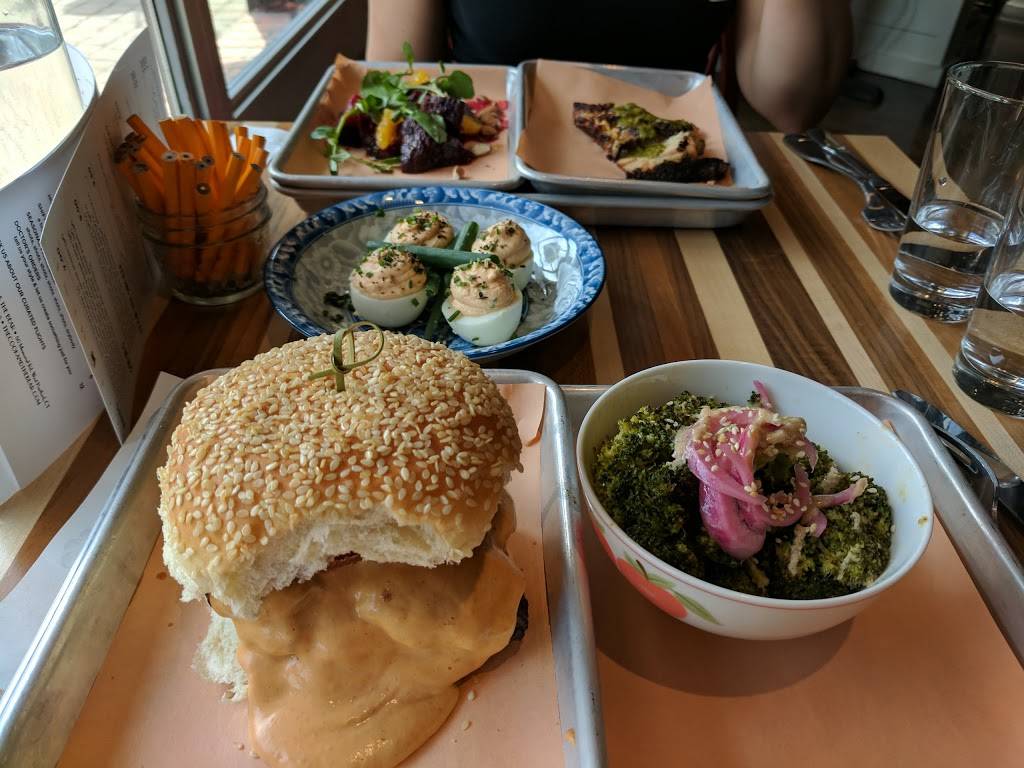 The Cook and the Bear | restaurant | 50 Memorial Rd, West Hartford, CT 06107, USA | 8605953345 OR +1 860-595-3345