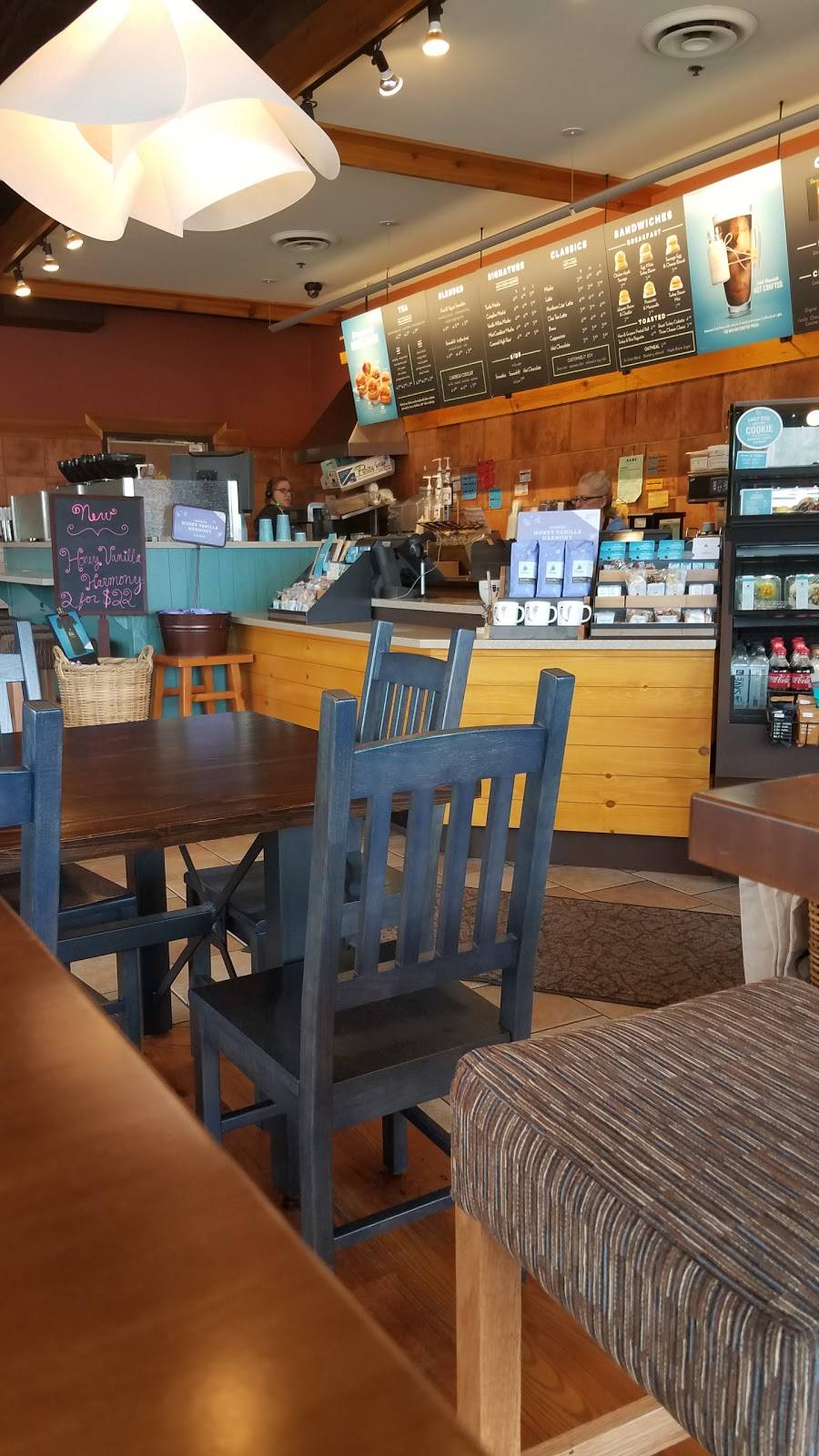 Caribou Coffee | cafe | 3673 Lexington Ave N, Arden Hills, MN 55126, USA | 6514900227 OR +1 651-490-0227