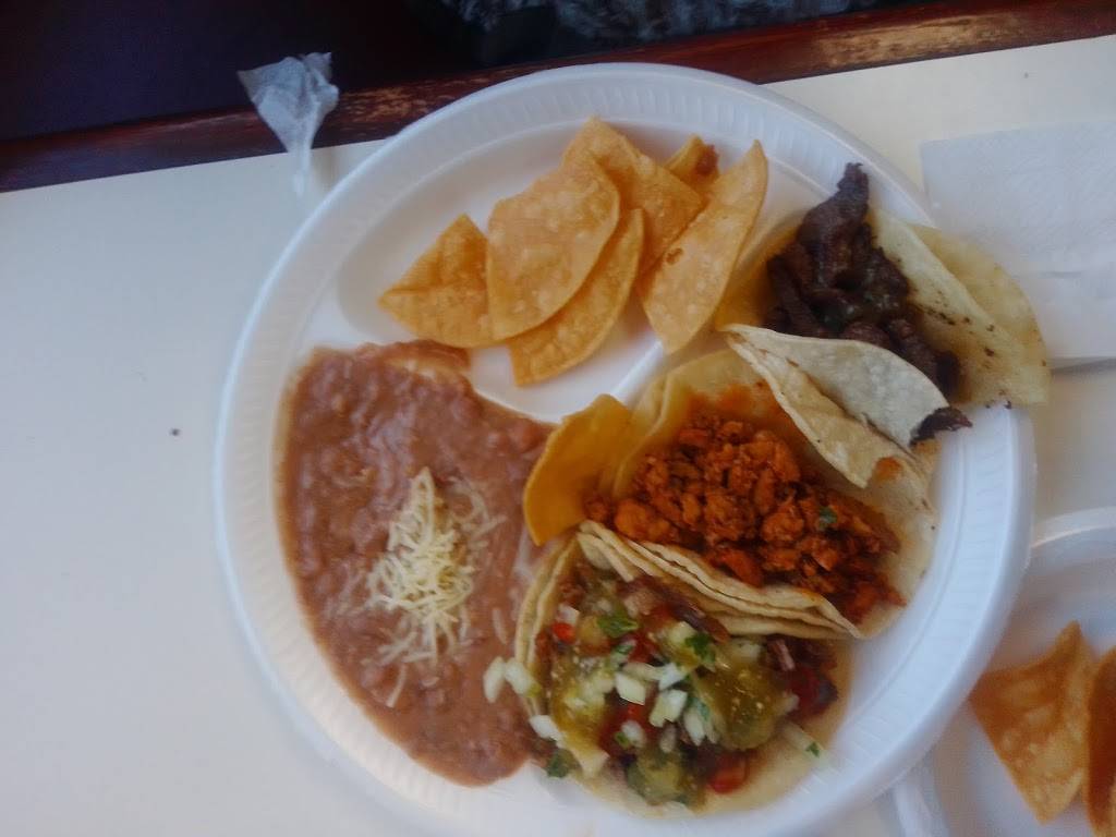 Chicho’s Tacos 690 C, W 4th St, San Bernardino, CA 92410, USA