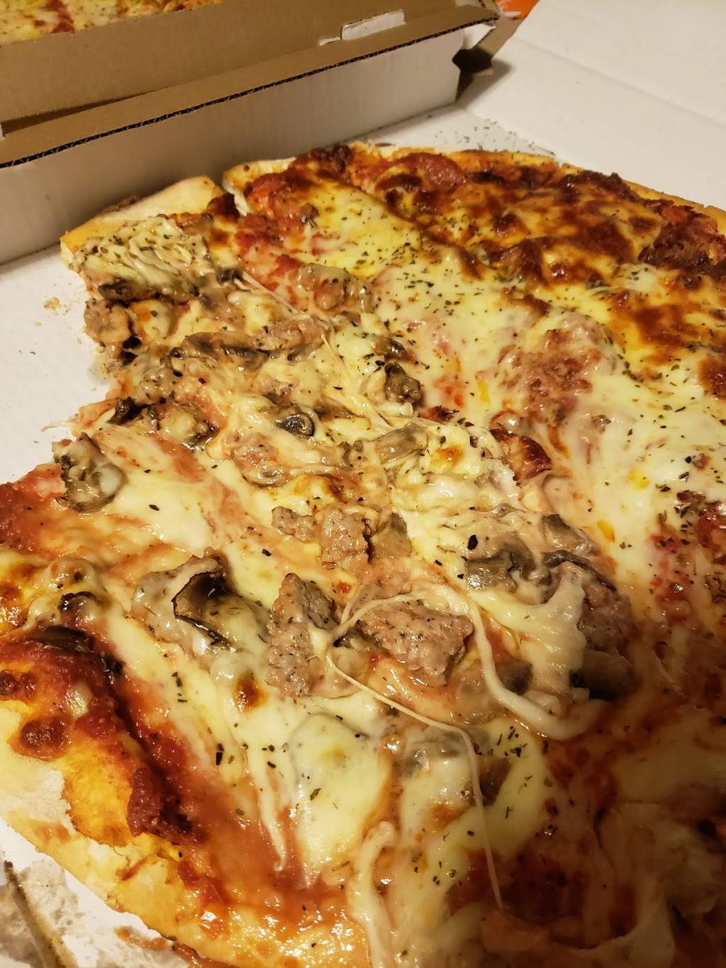 Jo-Jos Pizza & Pub | meal delivery | 3110 S Alpine Rd, Rockford, IL 61109, USA | 8158745600 OR +1 815-874-5600
