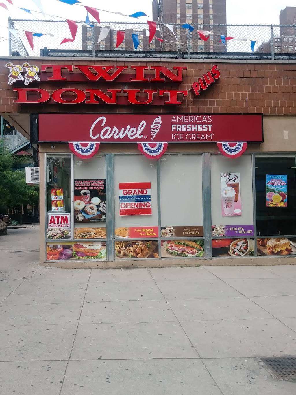 Twin Donut Plus | restaurant | 1061 E Tremont Ave, Bronx, NY 10460, USA | 7188935860 OR +1 718-893-5860