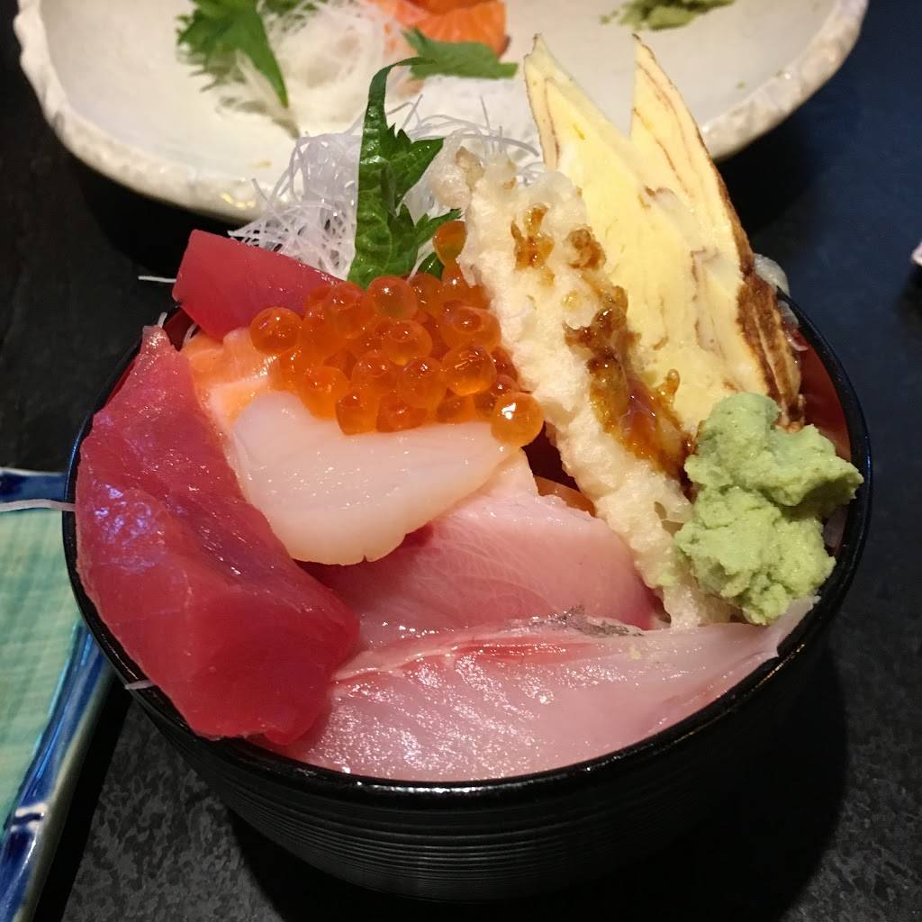 Circle Sushi - Restaurant | 8725 Roswell Rd, Atlanta, GA 30350, USA