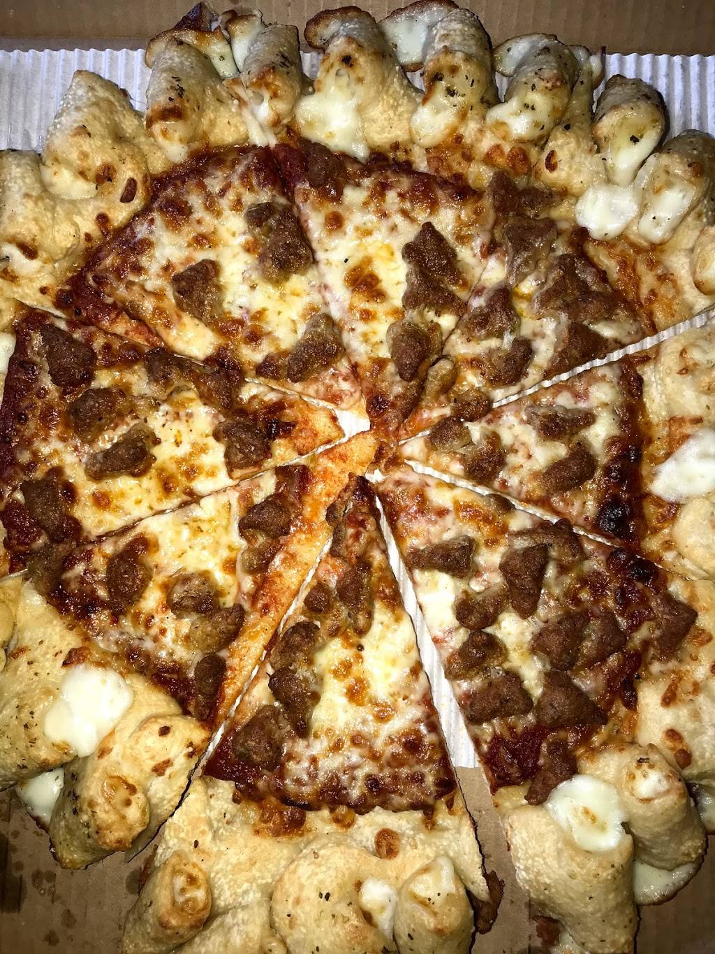 Pizza Hut | meal delivery | 3437 S Campbell Ave, Springfield, MO 65807, USA | 4178829918 OR +1 417-882-9918