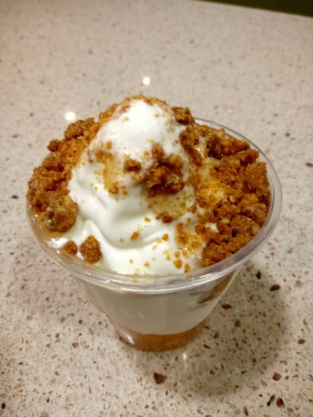 McDonalds | cafe | 3481 Rue Clemenceau, Québec, QC G1C 0H8, Canada | 4186611823 OR +1 418-661-1823