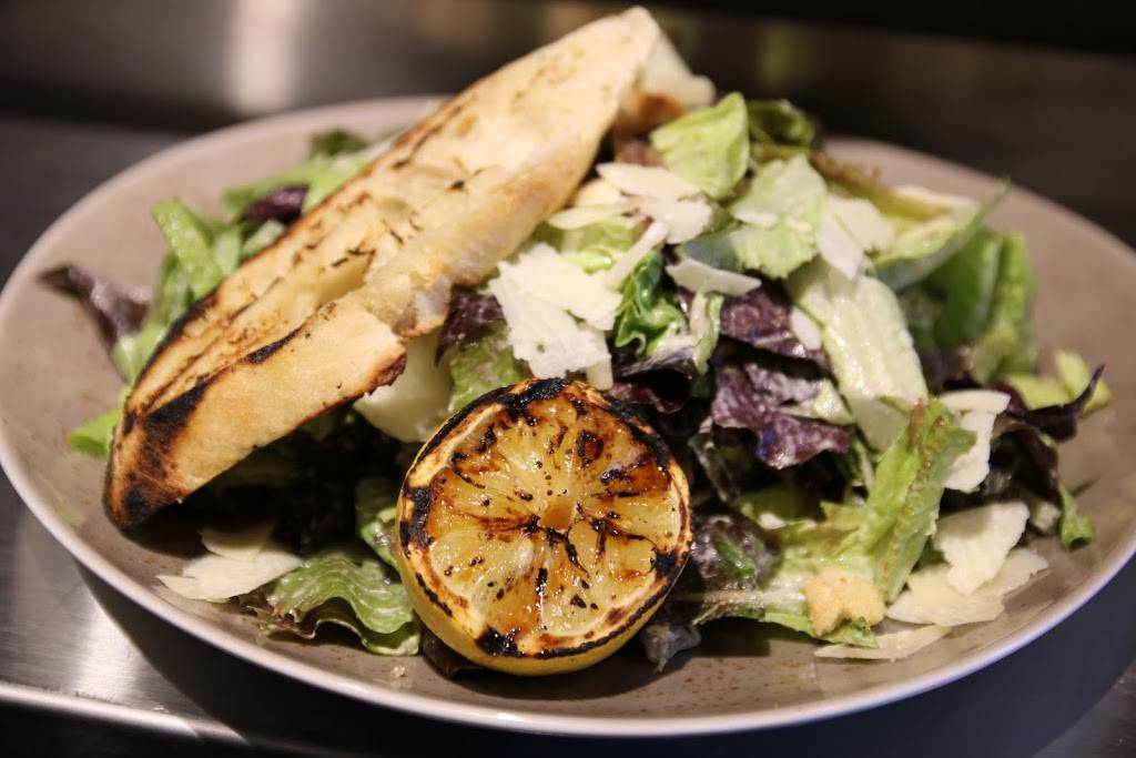 The Lake Room | restaurant | 3386 Shoreline Dr, Navarre, MN 55392, USA | 9528554333 OR +1 952-855-4333