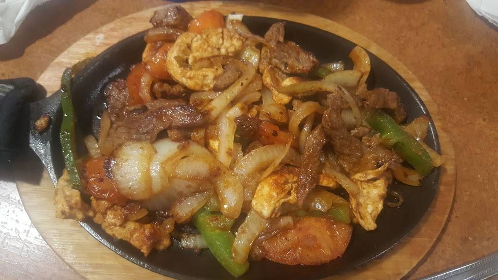 El Caporal | restaurant | Chesterfield, VA 23832, USA | 8044541567 OR +1 804-454-1567
