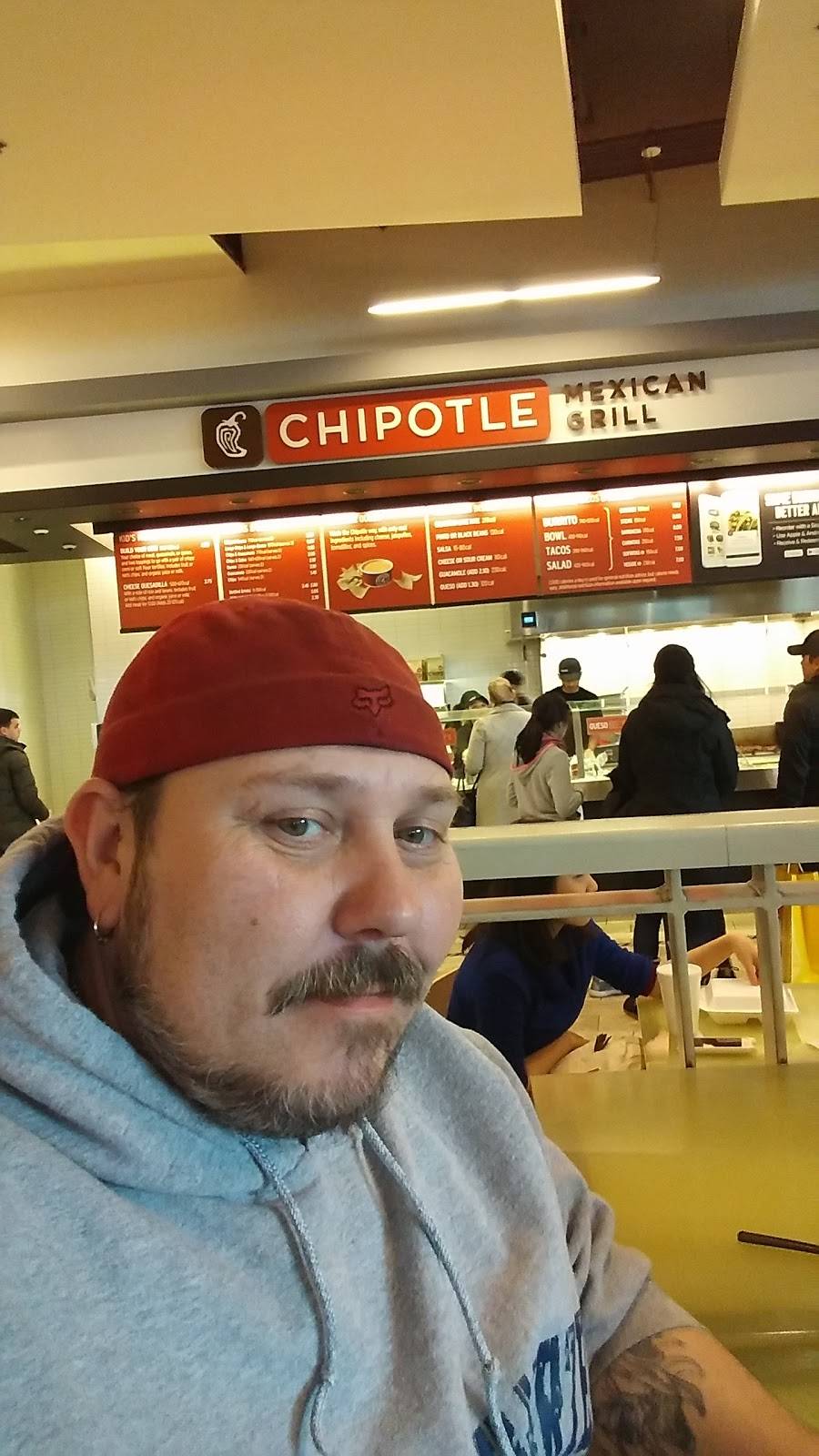 Chipotle Mexican Grill | restaurant | 2800 Southcenter Mall Ste 2, Tukwila, WA 98188, USA | 2066739972 OR +1 206-673-9972