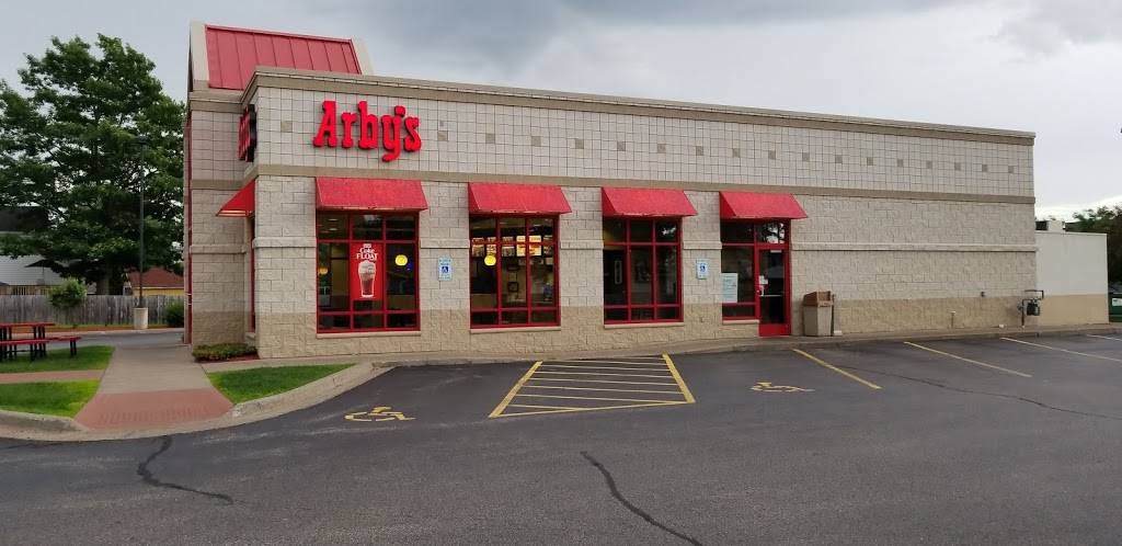 Arby's - Restaurant | 726 E Broadway Ave, Medford, WI 54451, USA