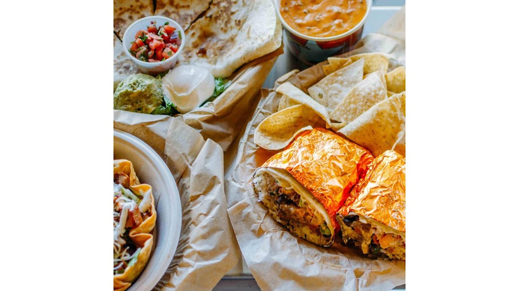 QDOBA Mexican Eats | restaurant | 3068 E Overland Rd STE 100, Meridian, ID 83642, USA | 2088881462 OR +1 208-888-1462