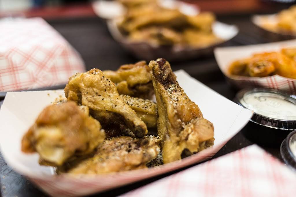 Wing Wagon | restaurant | 26367 Conifer Rd E, Conifer, CO 80433, USA | 3038165511 OR +1 303-816-5511
