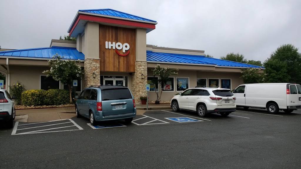 IHOP | bakery | 7401 Sandy Ln, Mechanicsville, VA 23111, USA | 8047305764 OR +1 804-730-5764